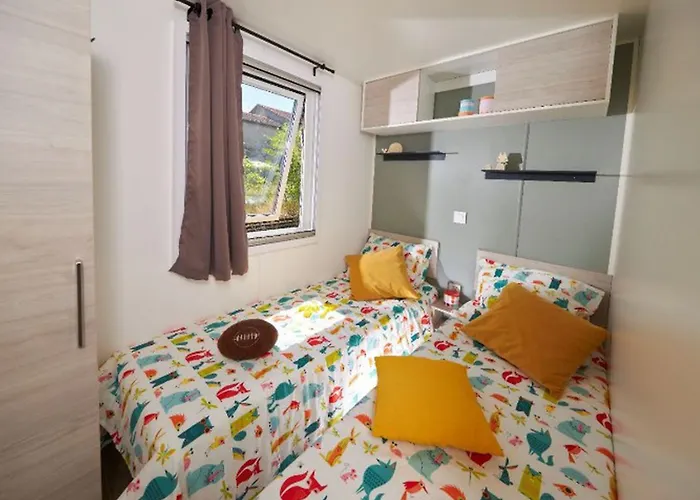 Mobil-home Avec Terrasse - 6 Pers. - Api-1-52-2158 Kemp Anduze